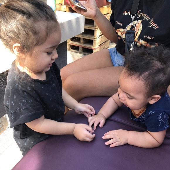 Meet your Posher, April - Picture 5 of 5